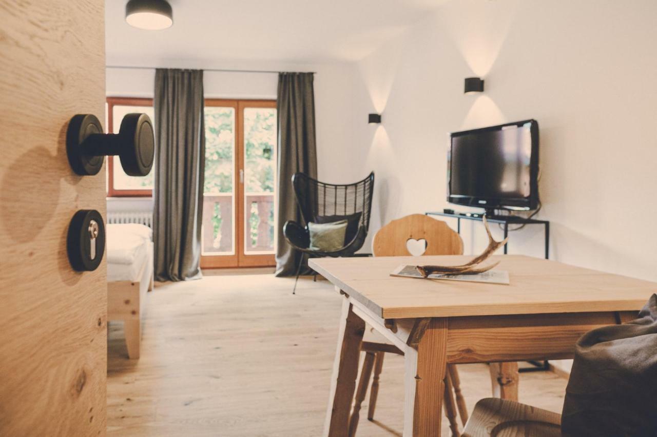Der Lederer Hof - Boutique Apartments テガーンゼー エクステリア 写真